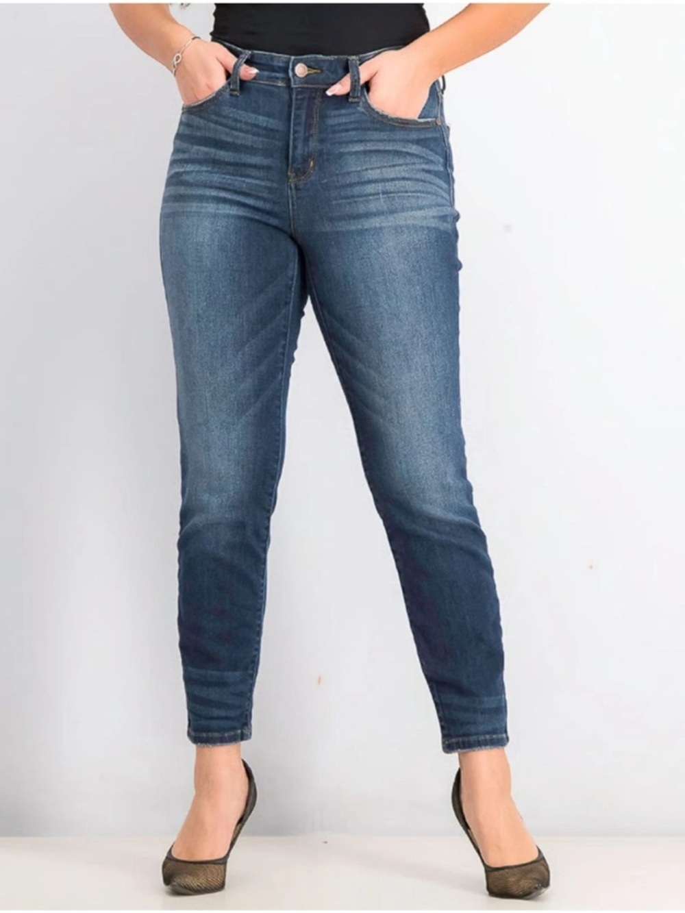 Judy Blue Adelene Relaxed Fit Mid-Rise Skinny Cropped Jeans JB82102DK Size 28